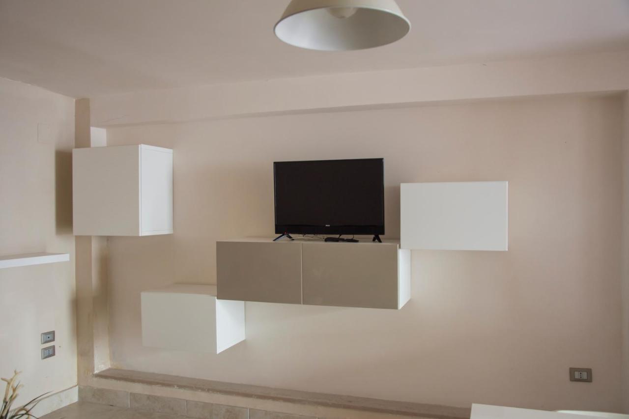 B&B Domus Del Sole سيبونتو المظهر الخارجي الصورة