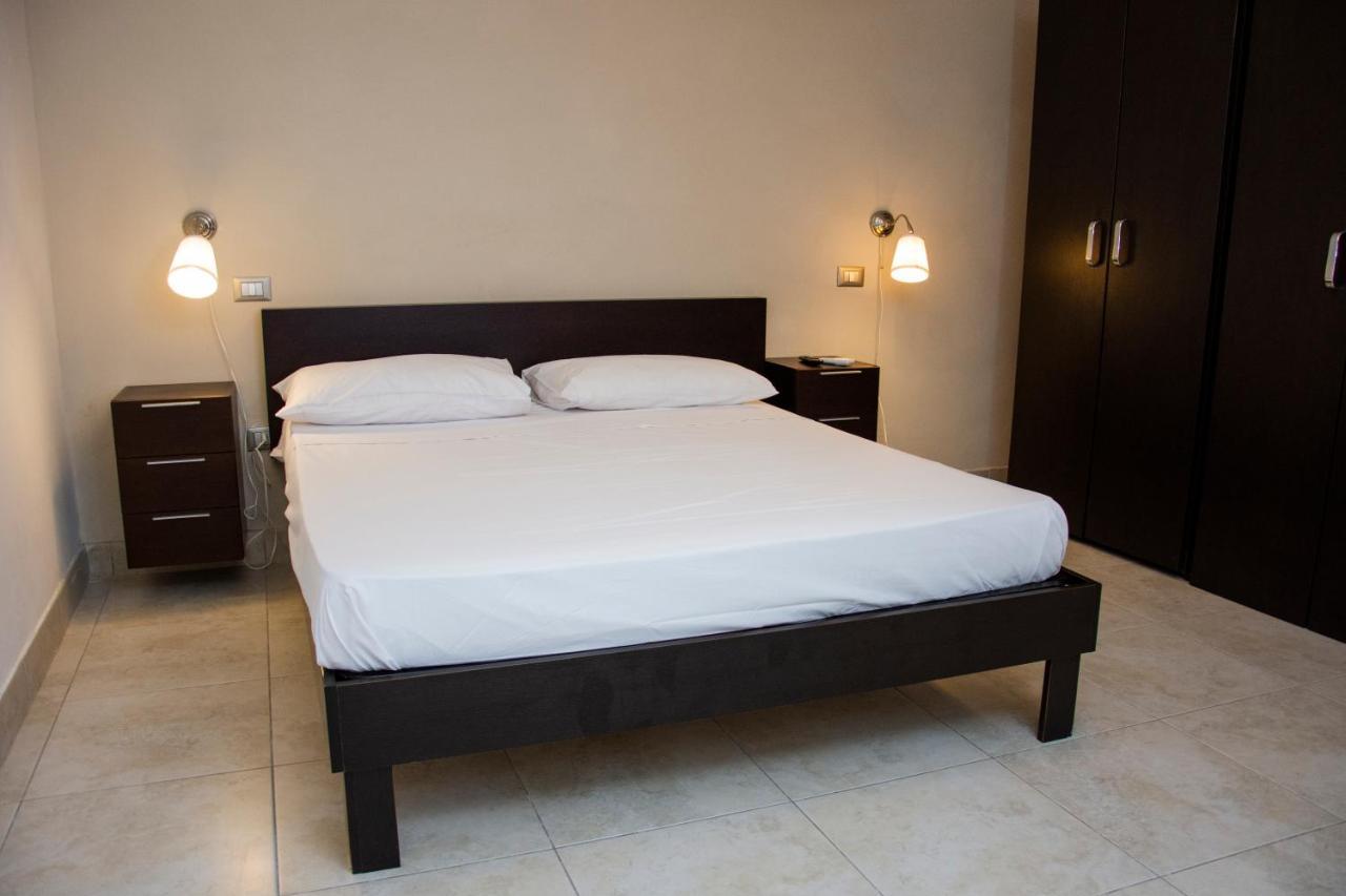 B&B Domus Del Sole سيبونتو المظهر الخارجي الصورة