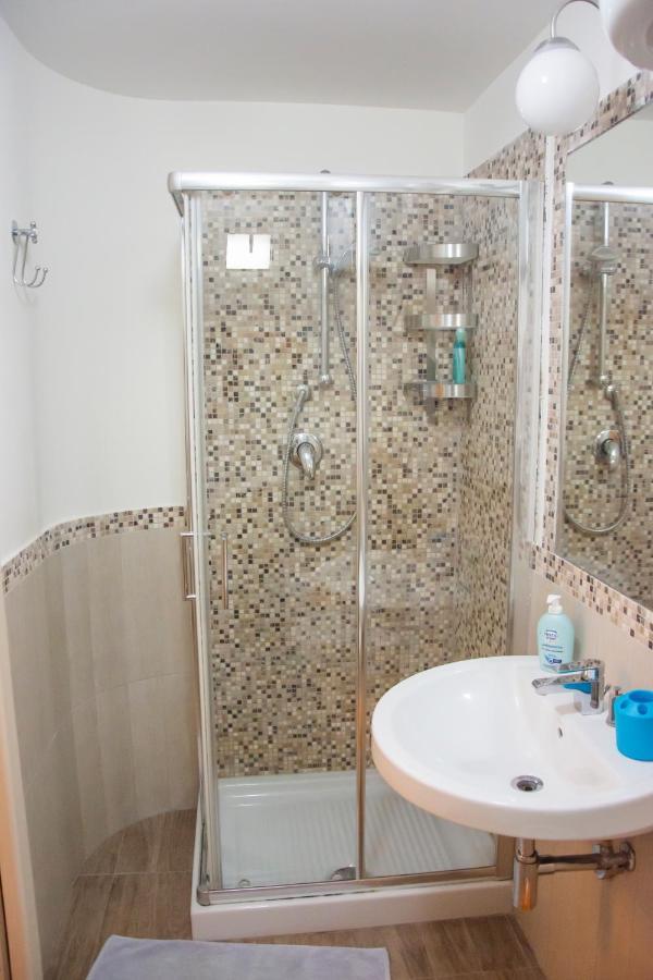 B&B Domus Del Sole سيبونتو المظهر الخارجي الصورة